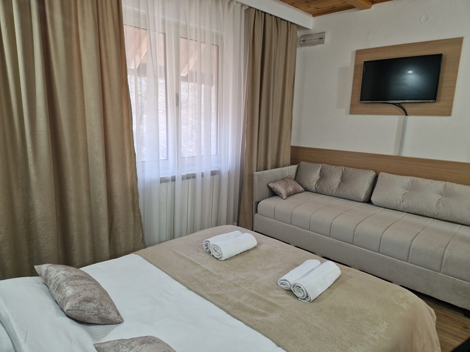 brioniMotel5
